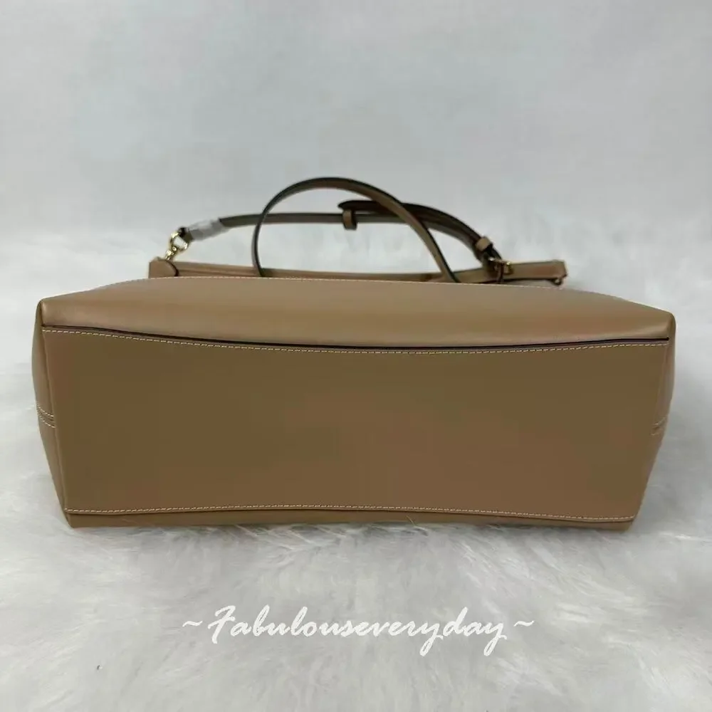 Coach Laurel Large Shoulder Bag With Horse And Carriage CAK92 Dark Natural NWT